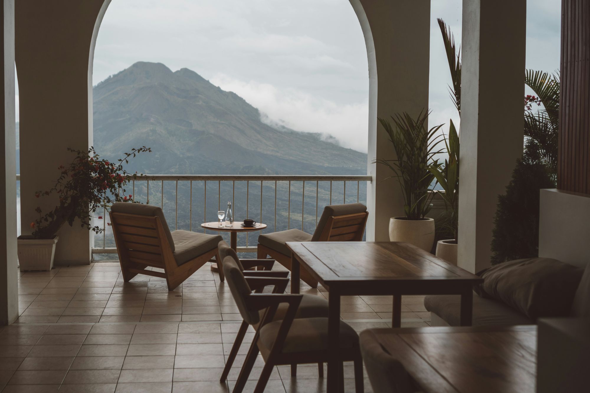 Muebles de terraza: crea el espacio perfecto para disfrutar al aire libre